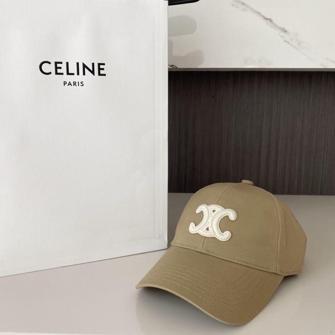 CELINE- TRIOMPHE BASEBALL CAP IN COTTON NWT