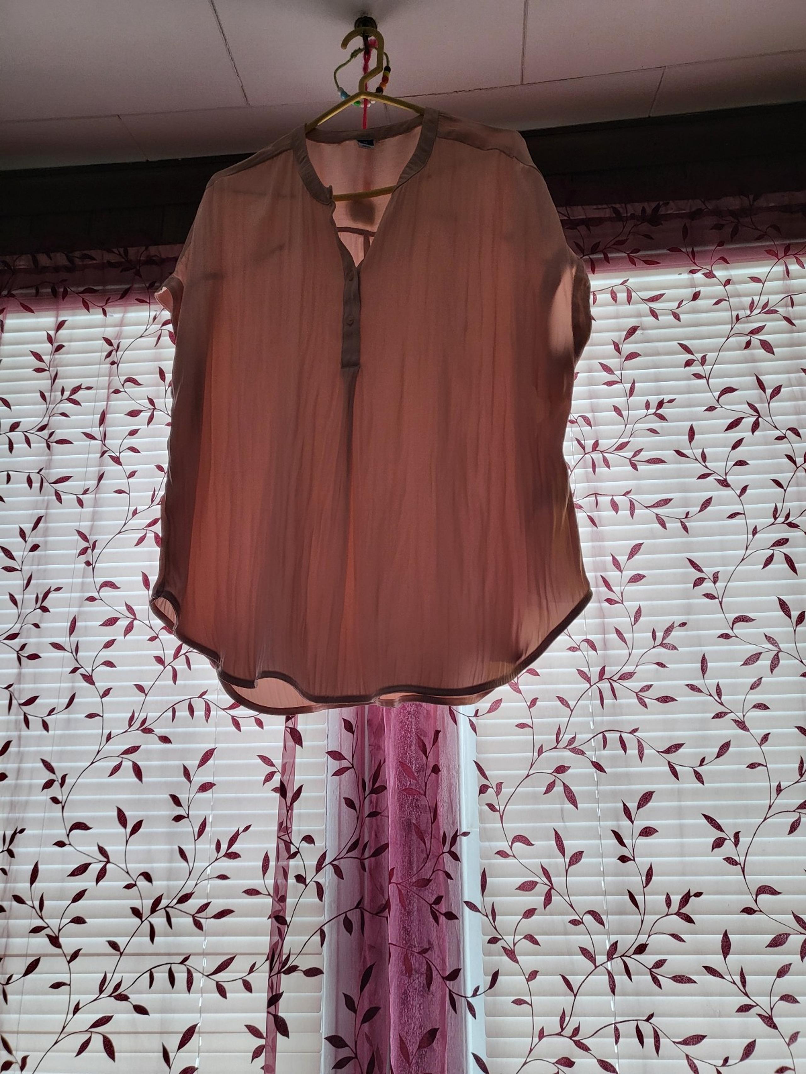 Womens Old Navy blouse