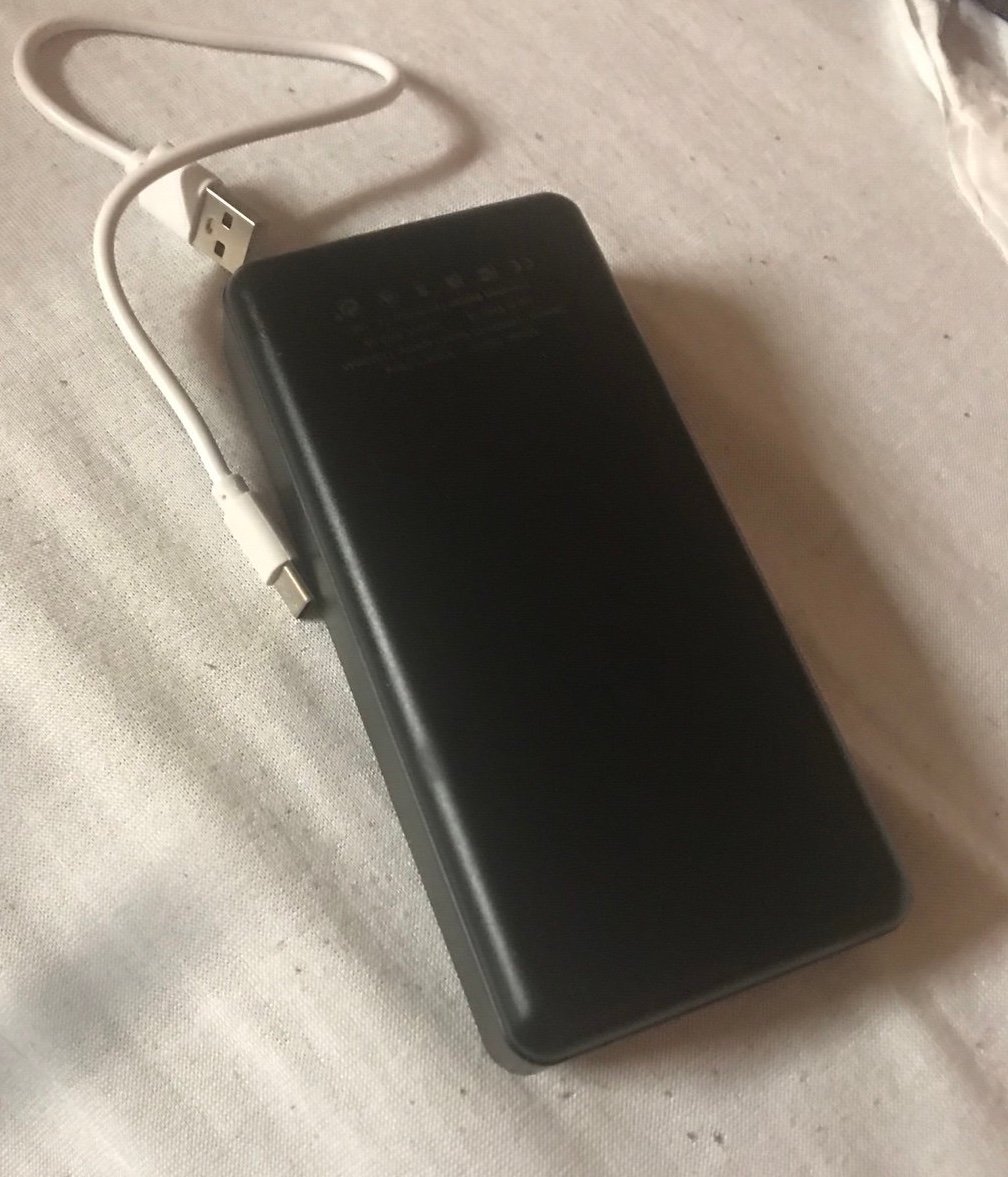 Portable Charger battery thin pocket size 22.5w super fast charging power bank