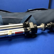 BOGEN MANFROTTO 3021 TRIPOD AND 3265 HEAD W/CARRY BAG