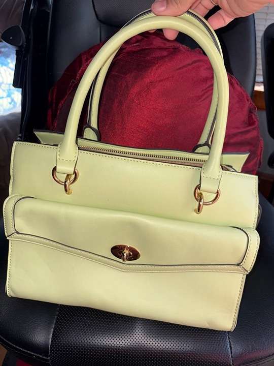 GUESS purse