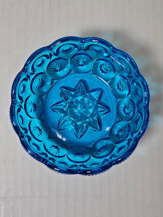 Vintage L.E. Smith Moon And Stars Colonial Blue Glass Small Bowl