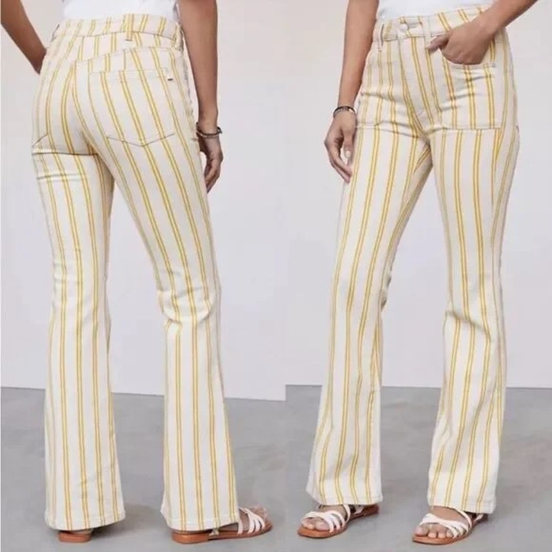 Anthropologie Pilcro The Icon Flare Jeans Petite NWT
