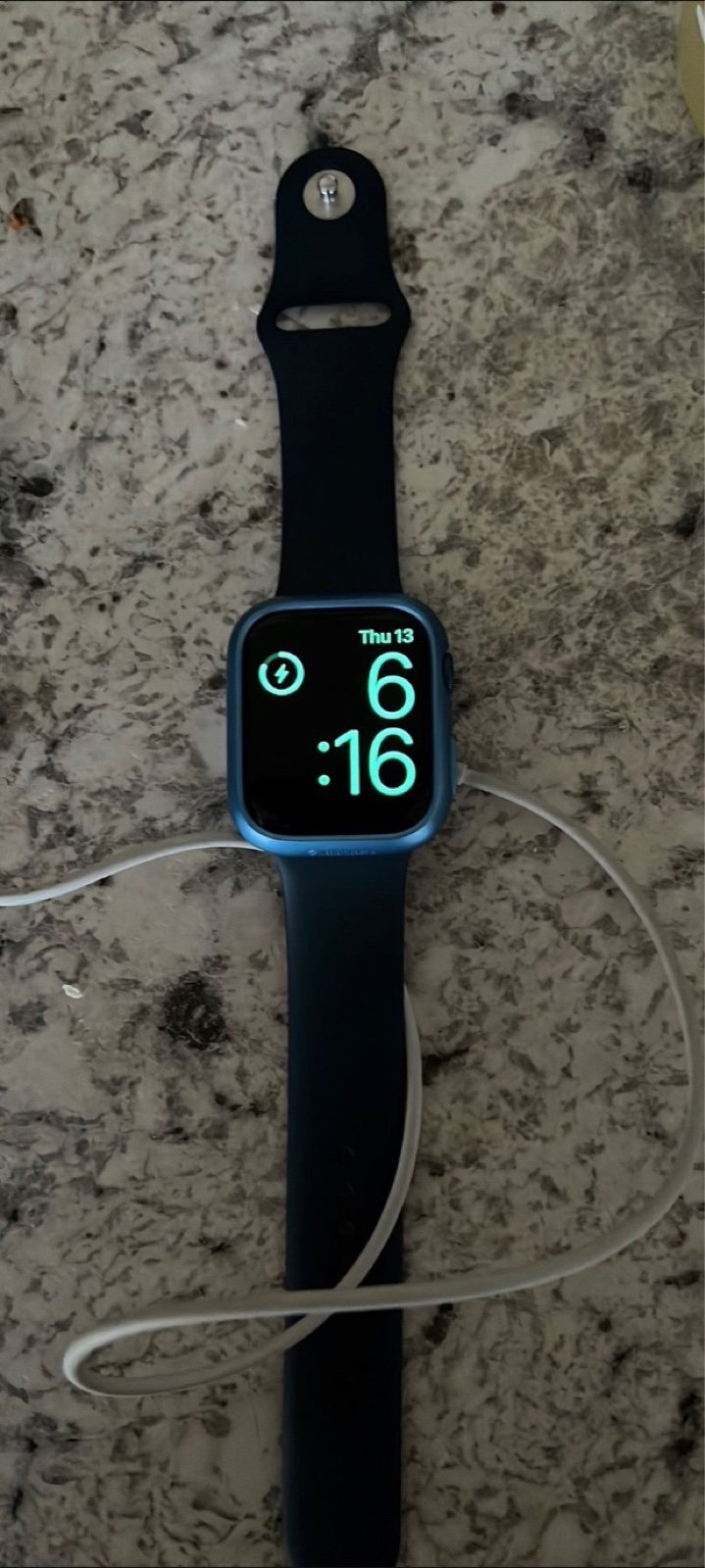 Unlocked Iphone 13 Pro 128gb/ Apple Watch 7 45 Mm