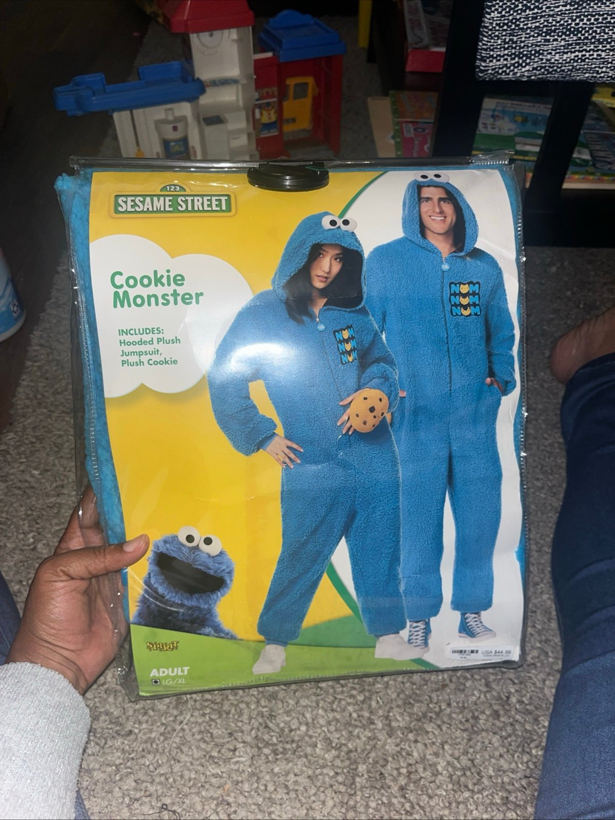 Spirit Halloween Adult Cookie Monster Jumpsuit Costume Sesame