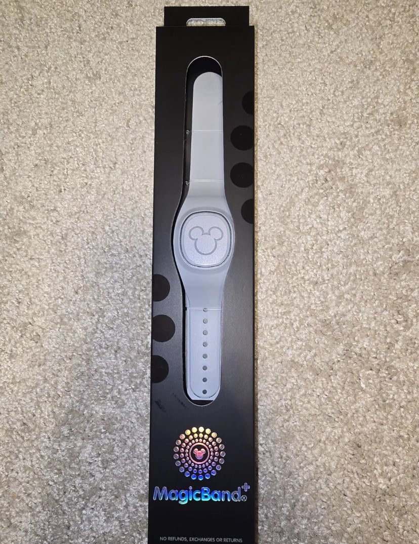 NEW 2024 Disney Parks Magic Band Plus + Solid Color Slate Gray LINKABLE BNWT