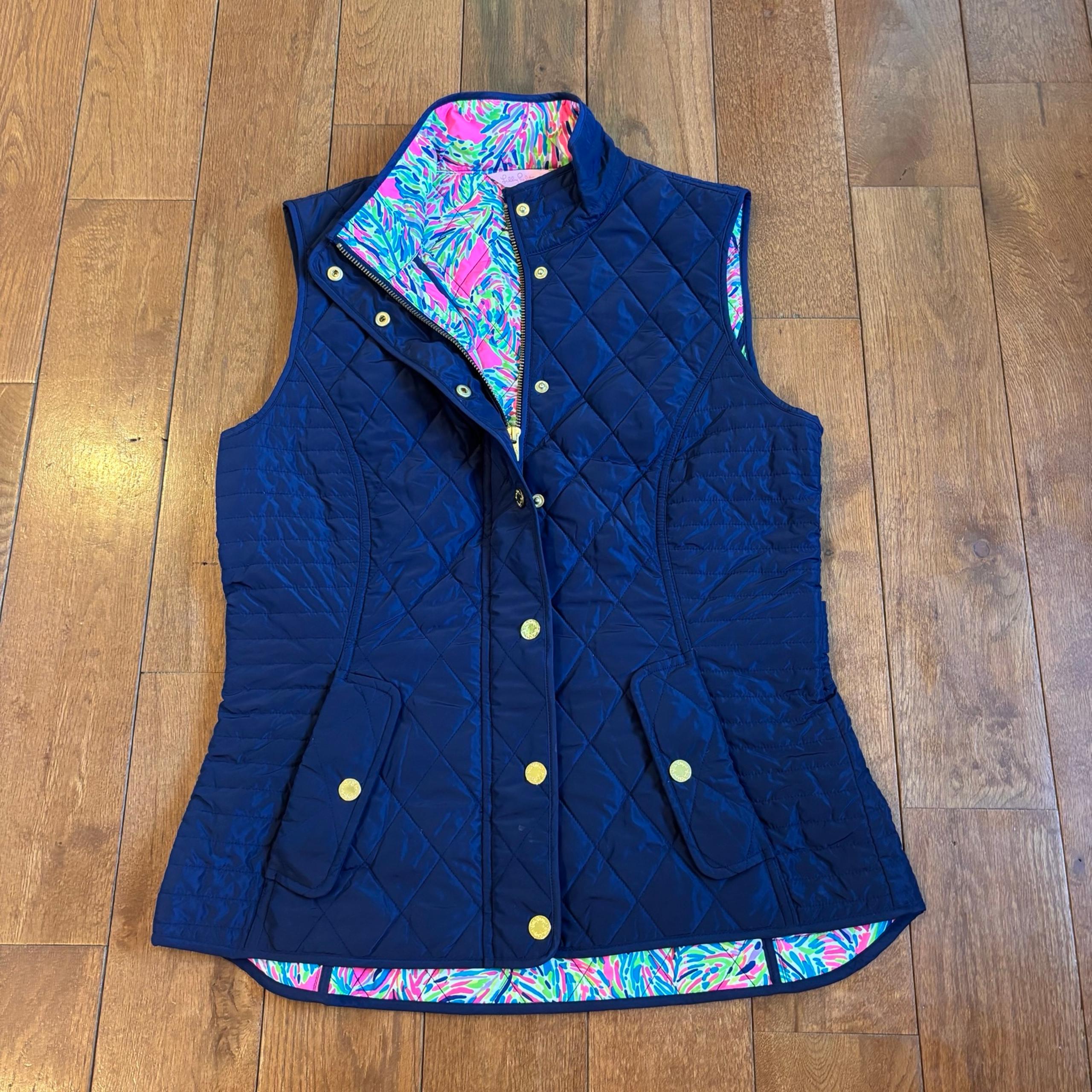 Womens Lilly Pulitzer Getaway Quilted Vest Navy Blue Gold Full Zip sz M
