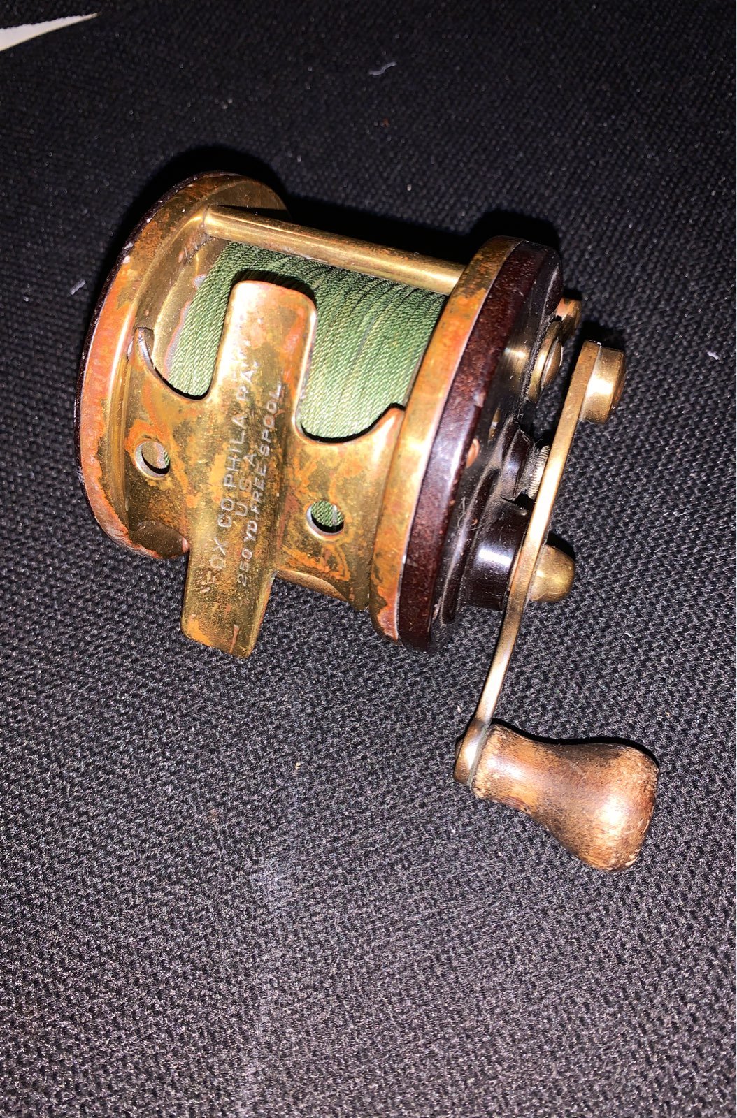 Vintage Fox CO. 250 yard free spool