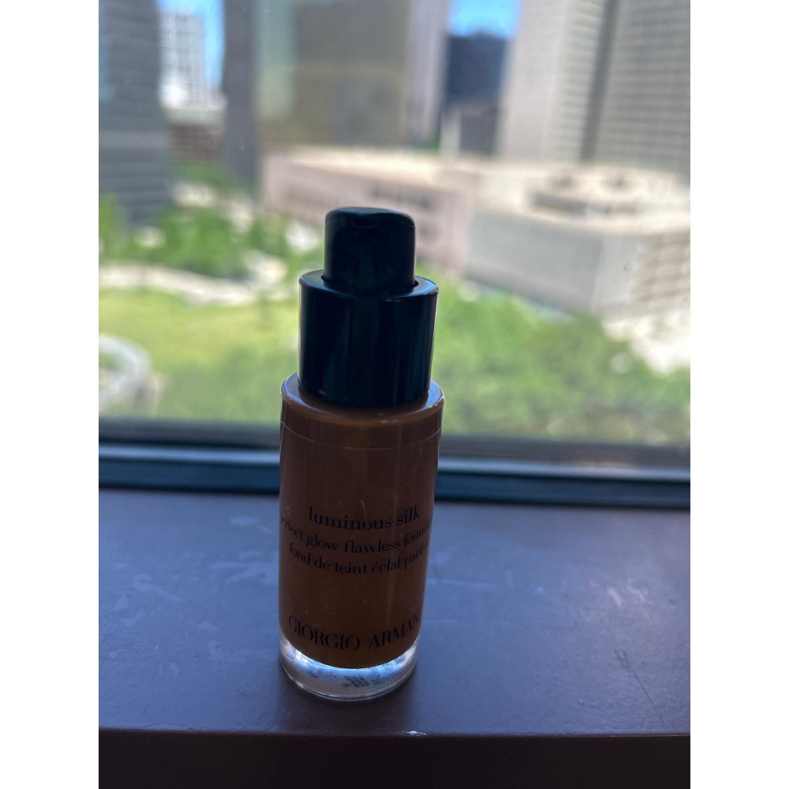 Giorgio Armani Luminous Silk Foundation