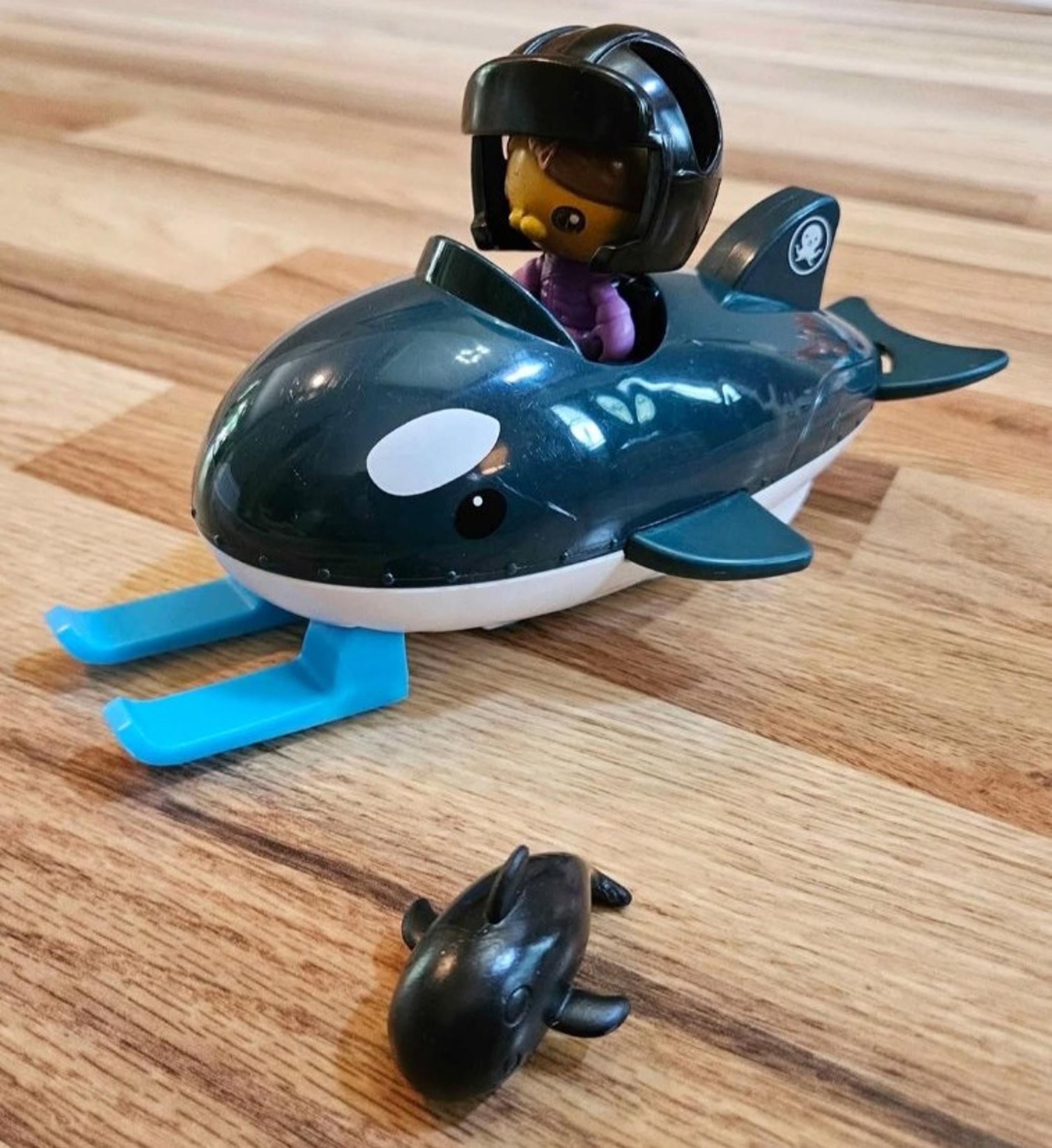 Complete Octonauts Gup O Dashi with Orca Whale & Removable Helmet Gup-O Vehicle