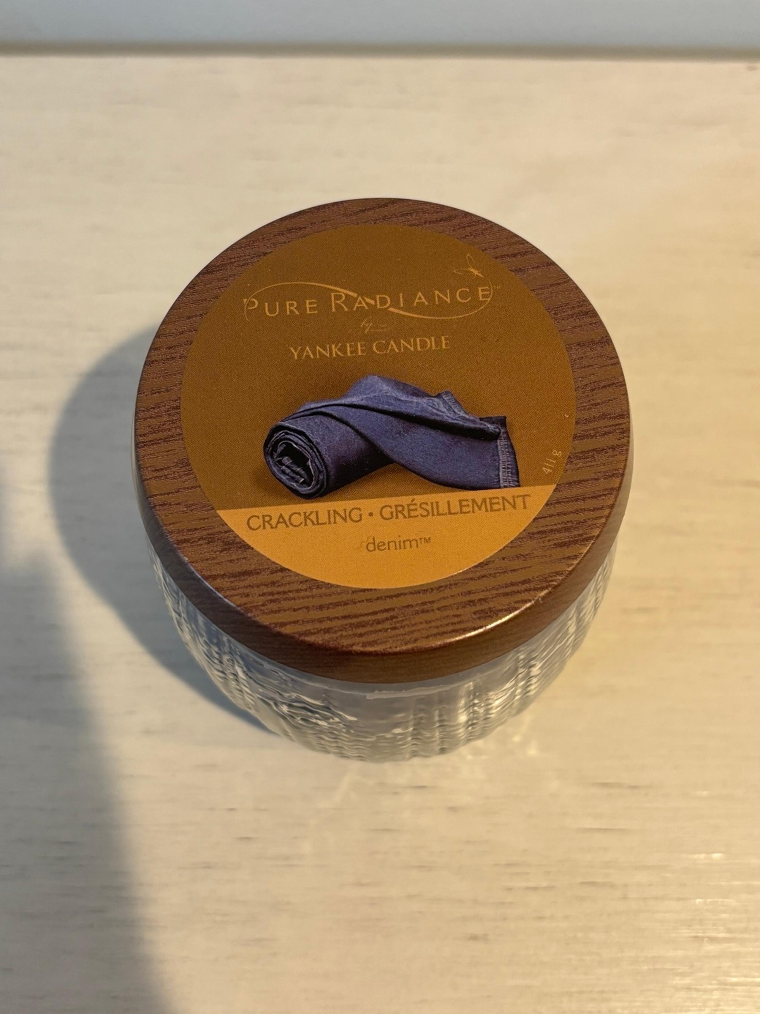 NEW YANKEE CANDLE CRACKLING DENIM RARE HARD TO FIND 14 OZ RARE DISCONTINUED