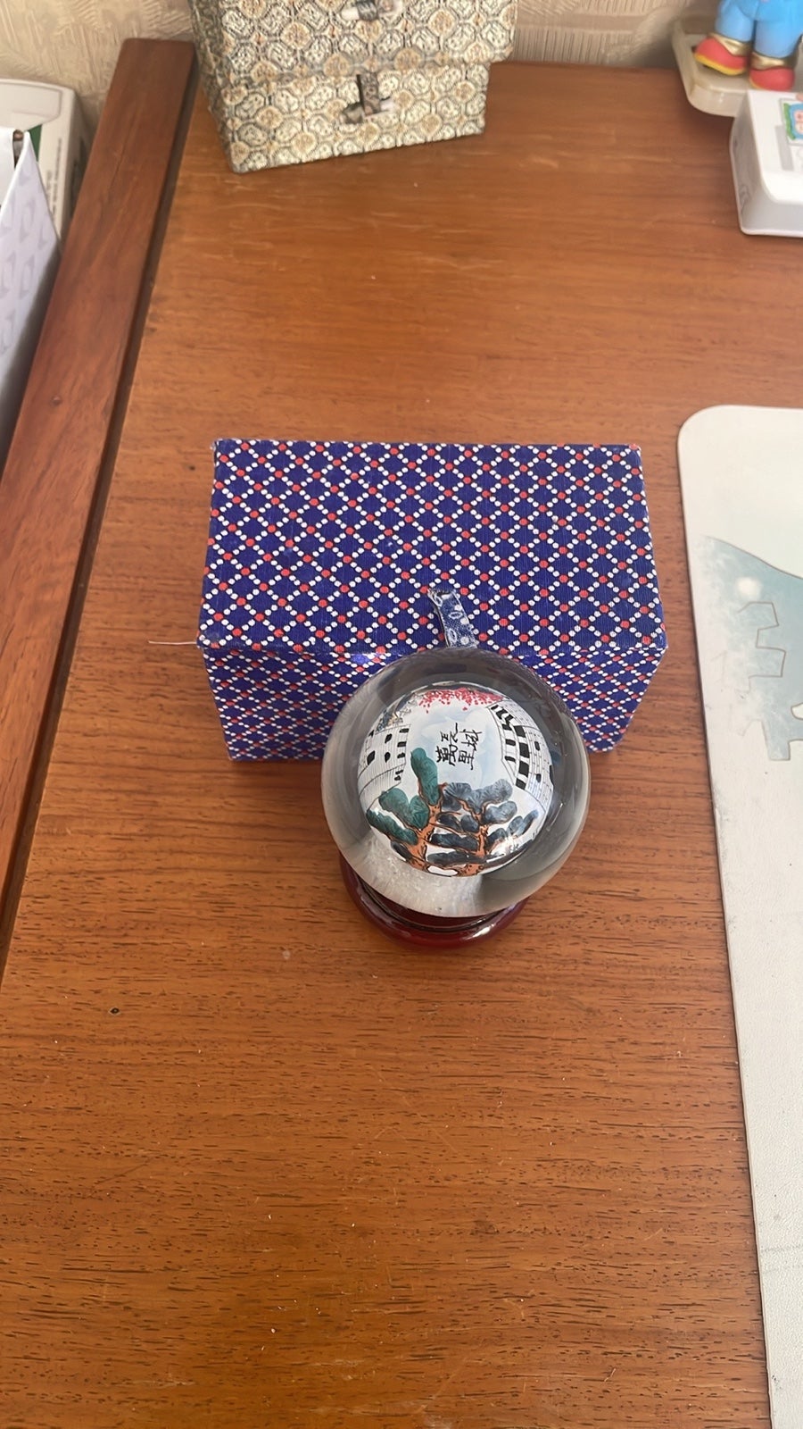 snuff bottle