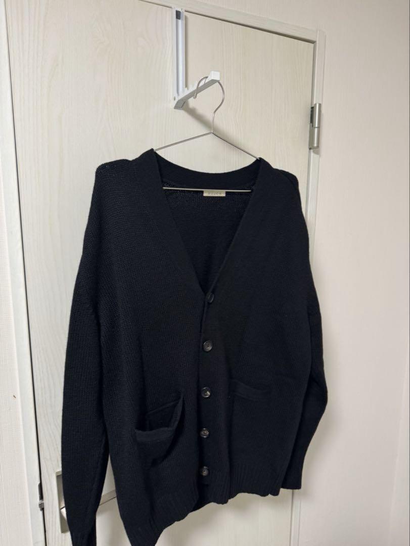 HEUGN Black V-Neck Cardigan, Cashmere