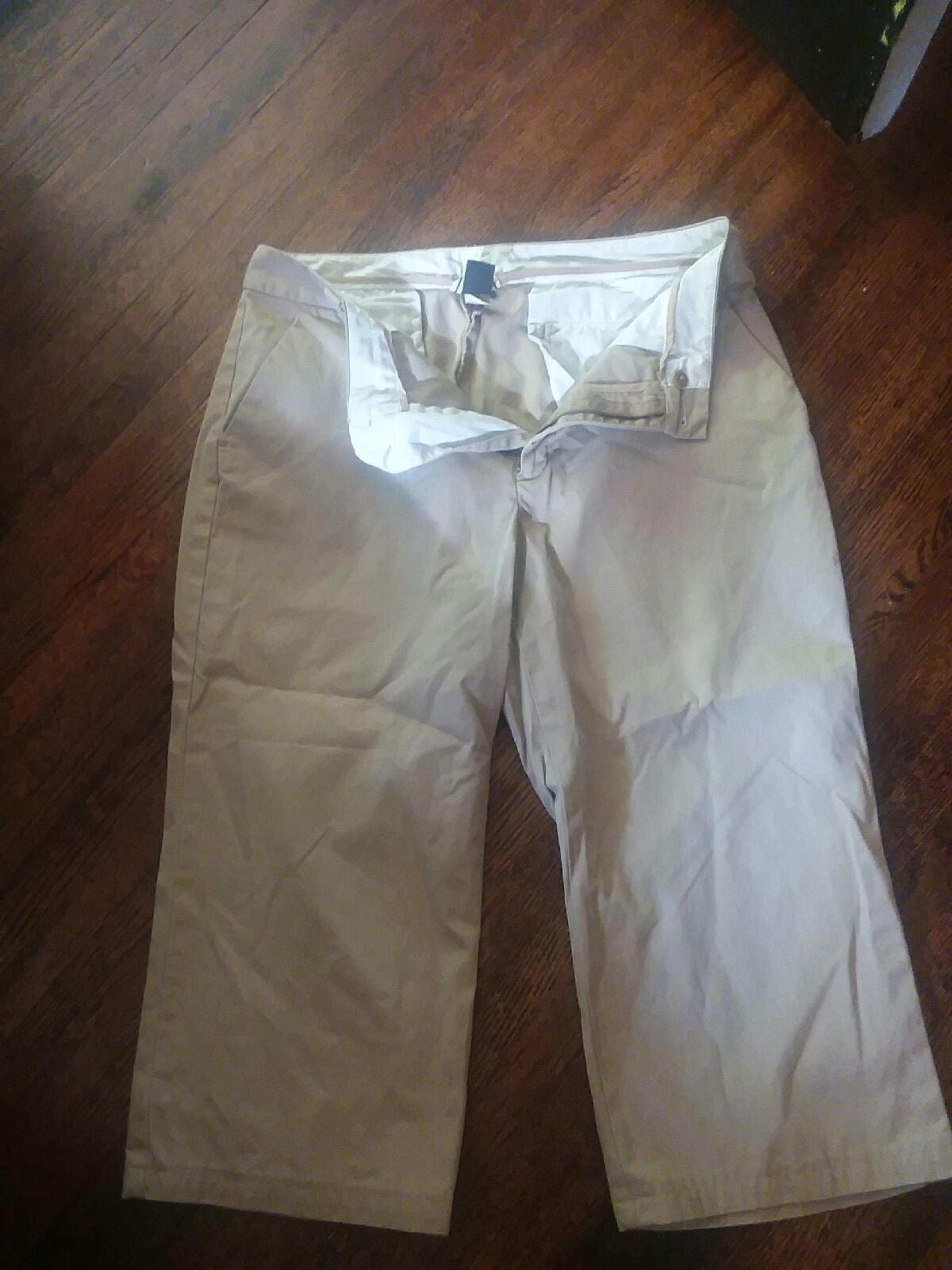 Gap Capri Dress Pants