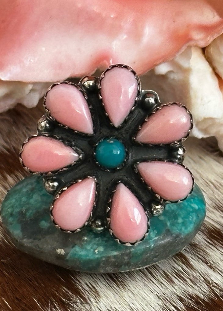 Pink Conch Turquoise Southwestern Flower Cluster Sterling Silver Ring