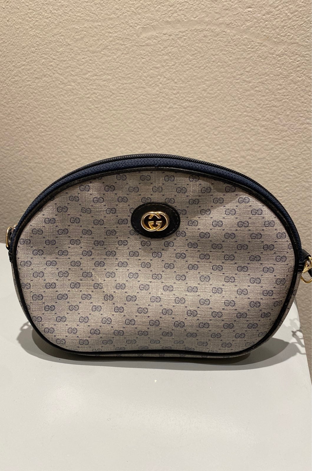 Authentic Gucci crossbody bag