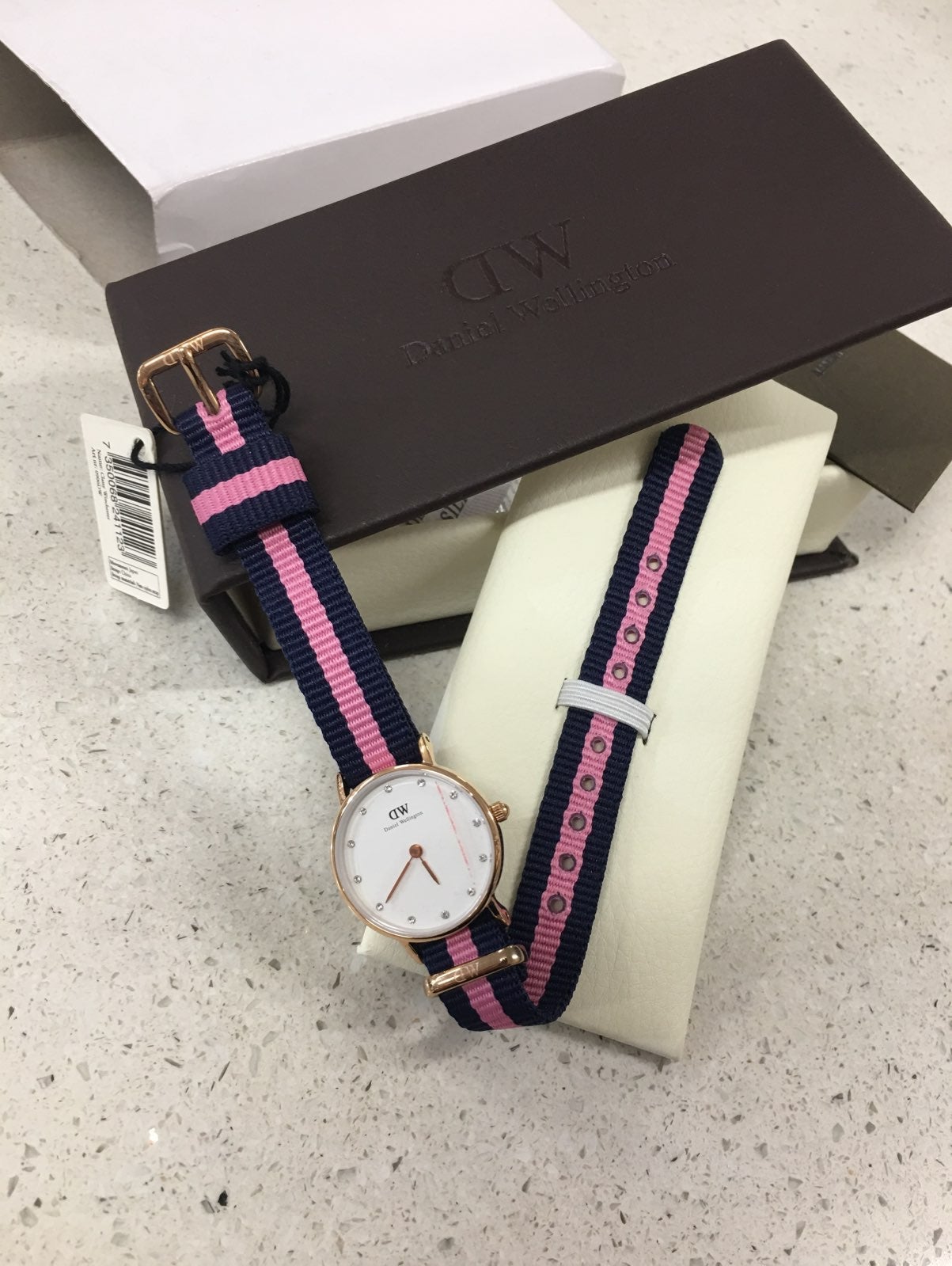 dw watch
