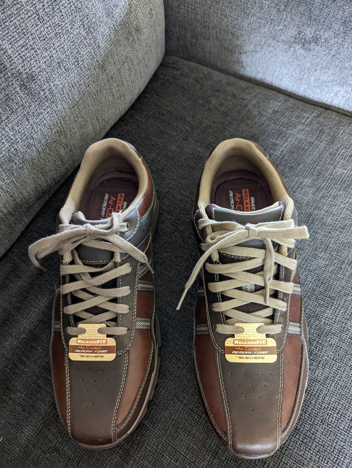 NWT MEN'S BROWN SKECHERS OXFORD