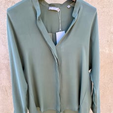 Women’s VINCE silk band collar V-neck long sleeve lightweight blouse