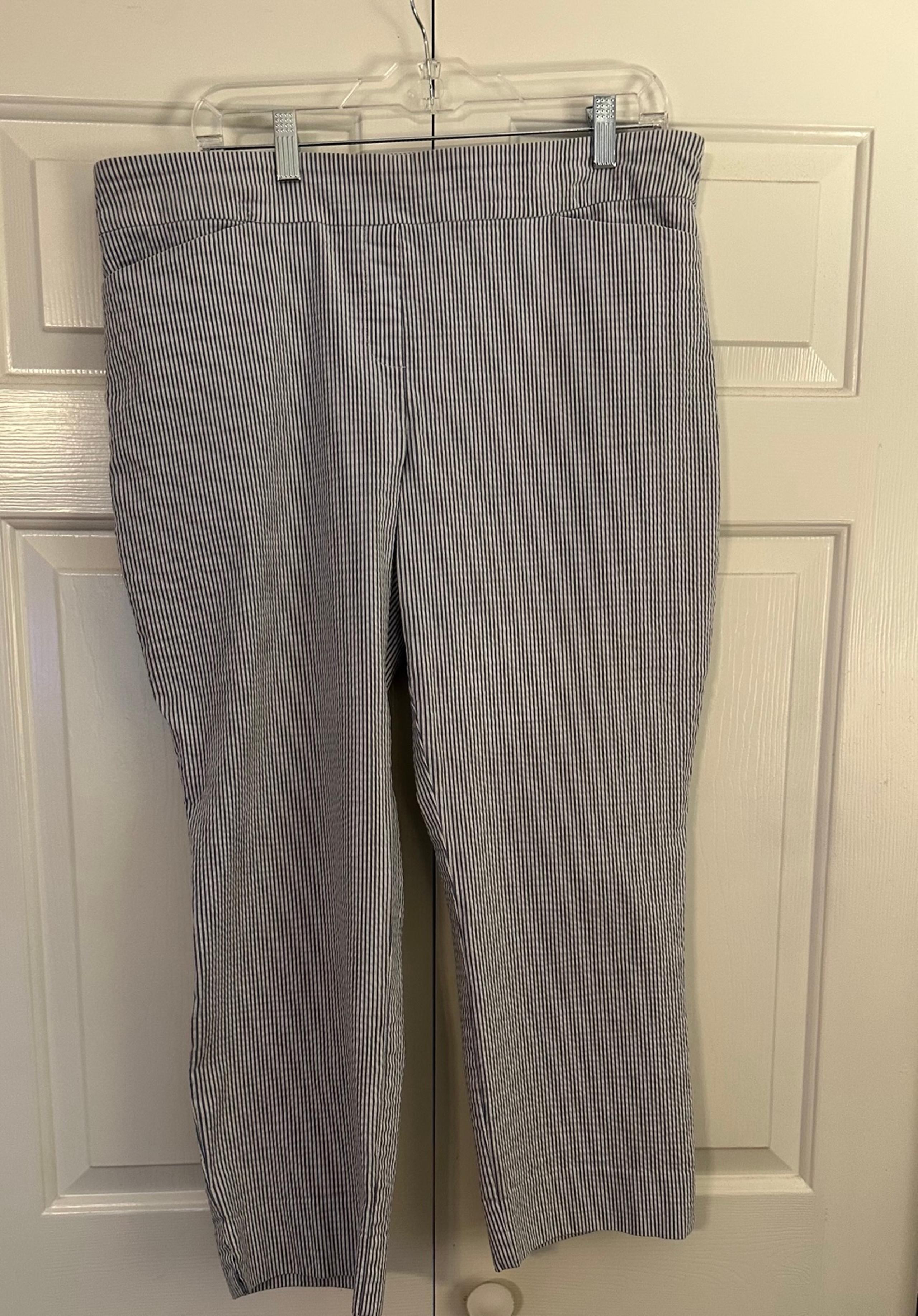Hilary Radley Women’s Seersucker Pull On Capri Pants Size XL