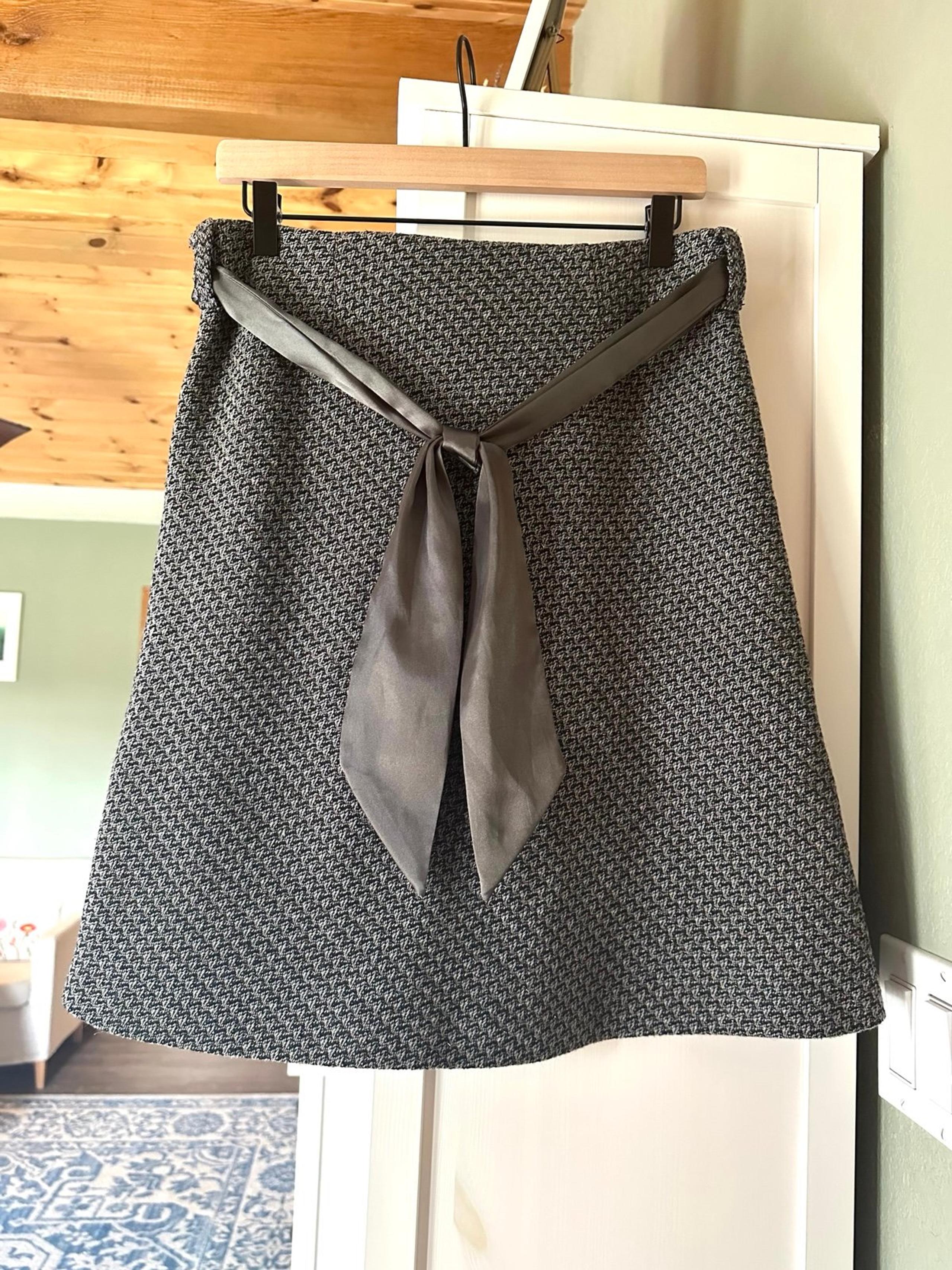 Old Navy Tweed Dark Gray A-Line Skirt 6