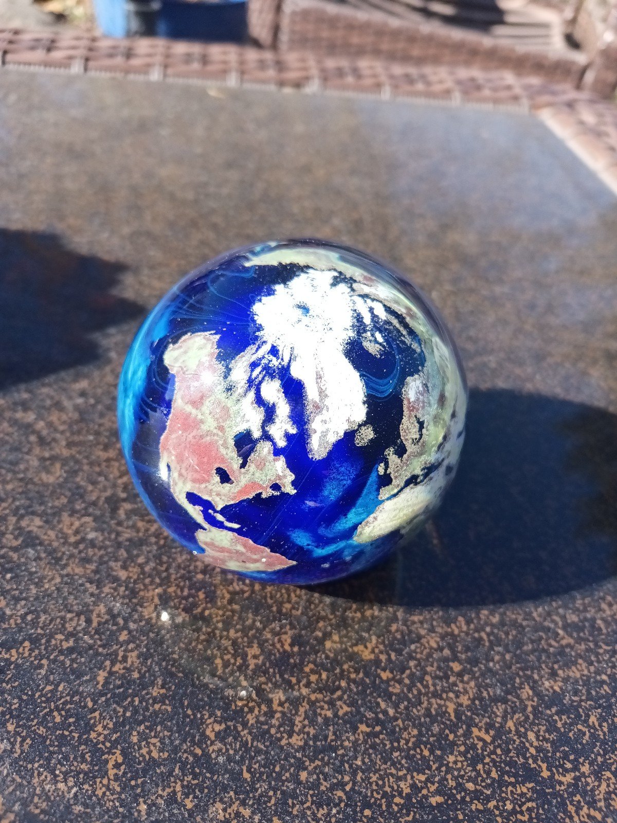 Lundberg Studios 1993 Globe Paperweight