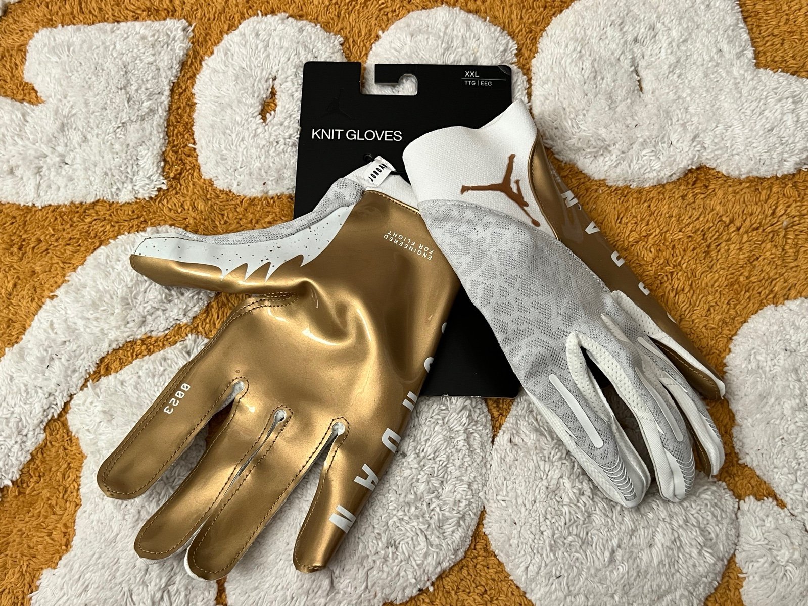 Nike Jordan Vapor Knit 4.0 Metallic Football Receiver Gloves