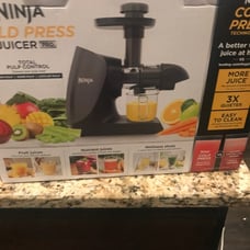Its called the juicer pro it like a blender but Better