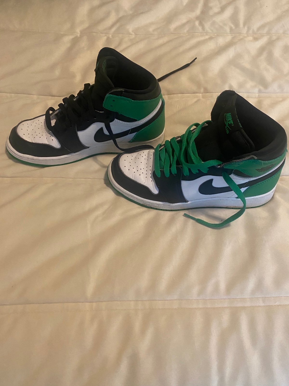 Boys Jordan Nike Shoes 5.5