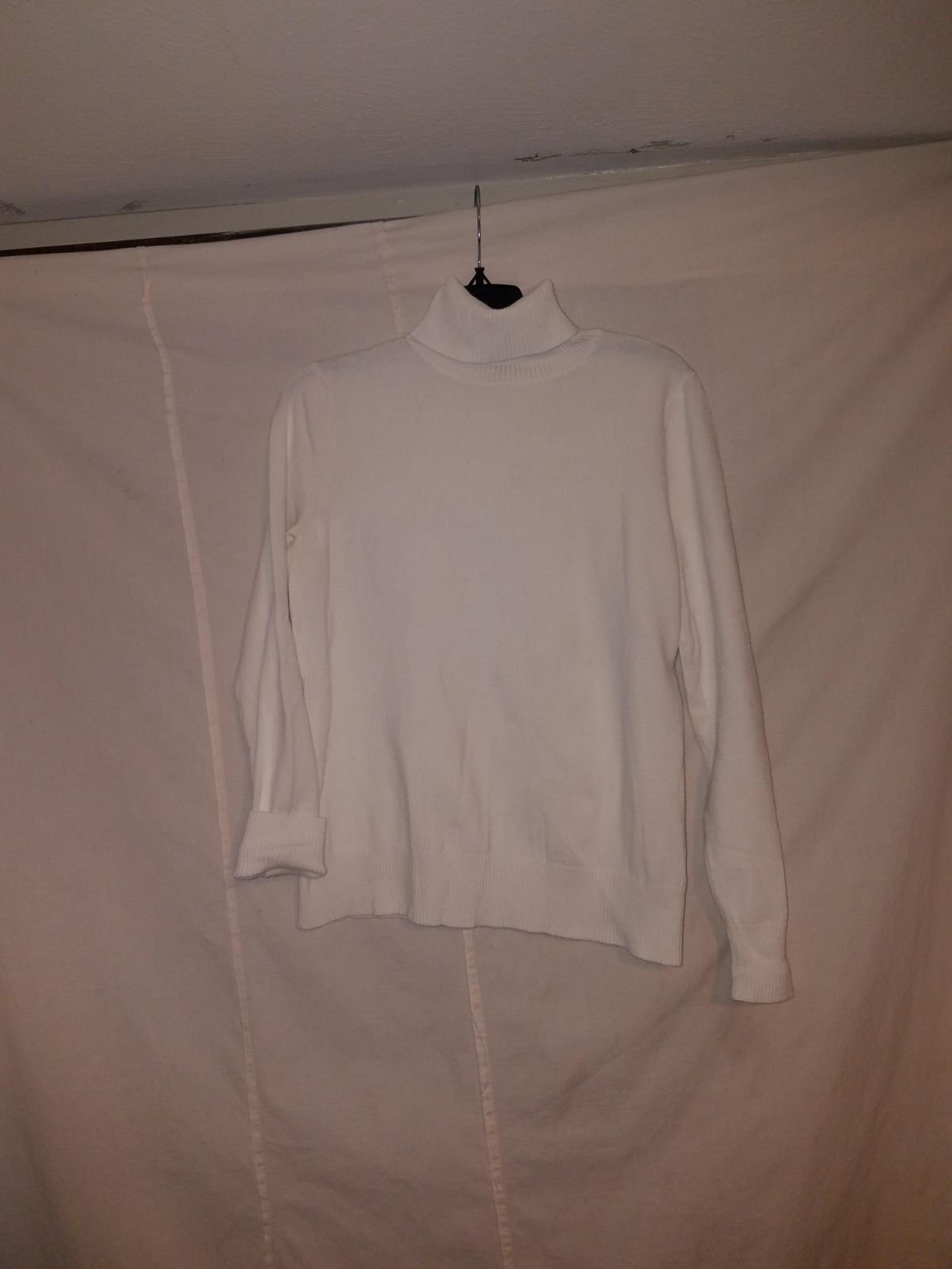 Merona size XL turtleneck sweater