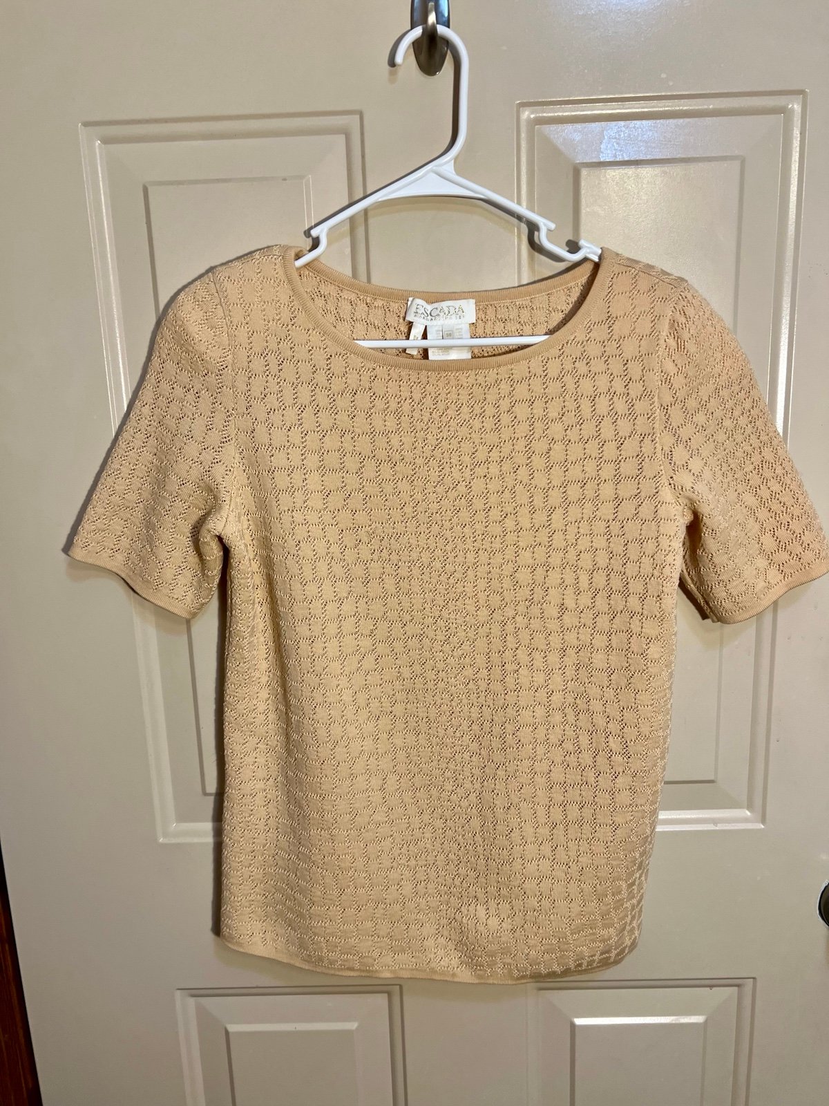 Escada new wool top