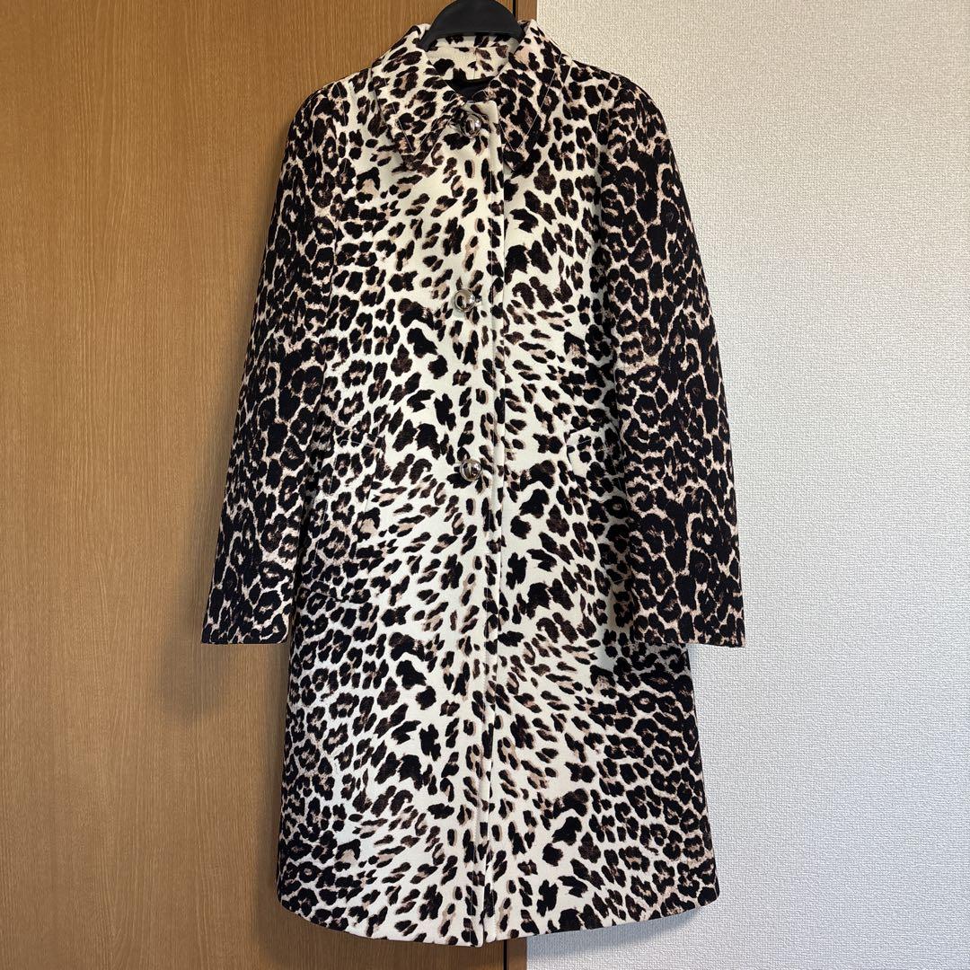 Excellent condition Prada leopard wool coat