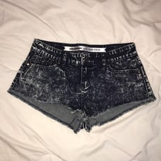 Milk&Honey Acid wash denim booty shorts