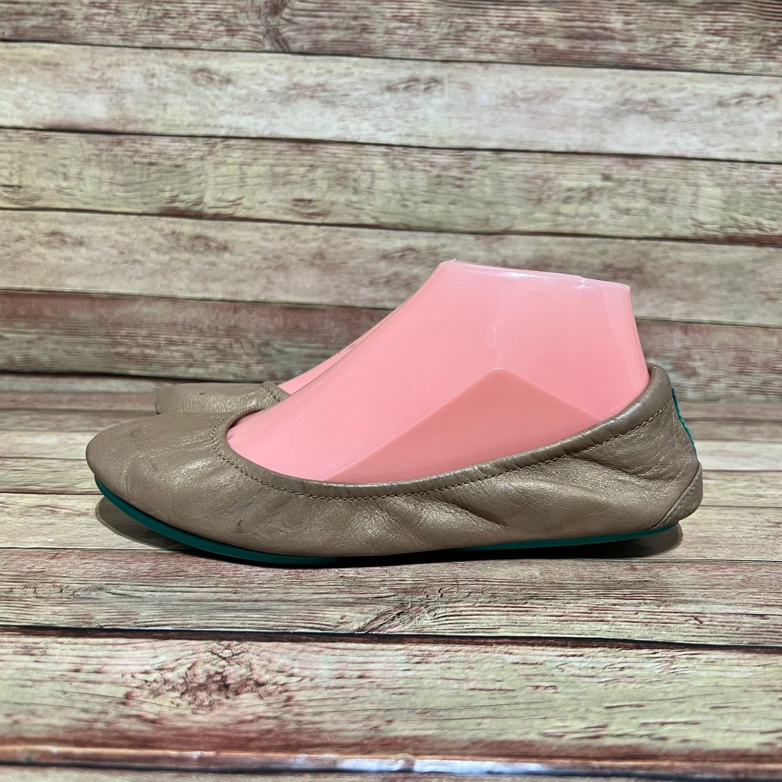 Tieks Champagne Flats