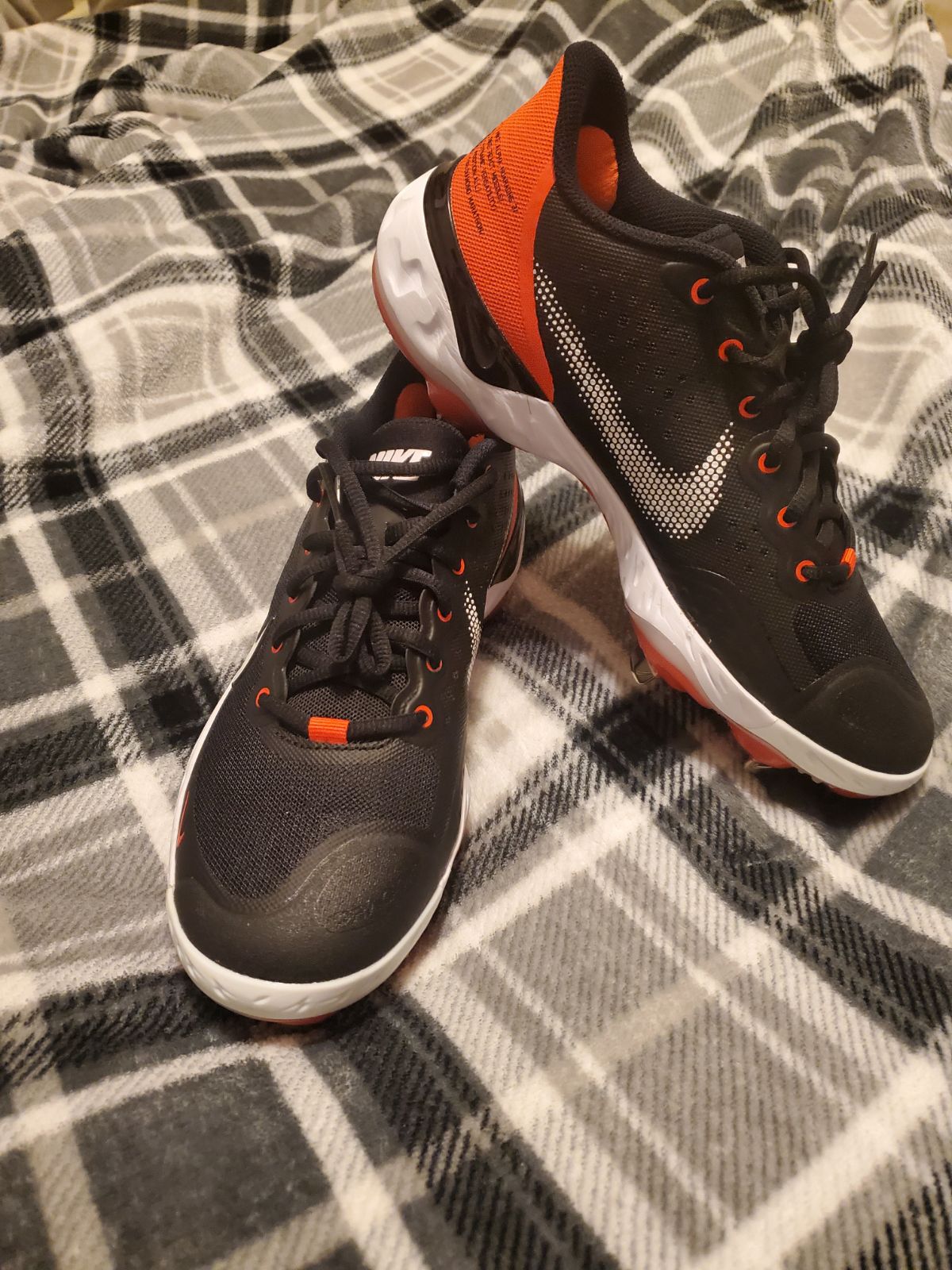 BNWOB Mens Nike Alpha Huarache Elite Low 3 Baseball Cleats sz 7