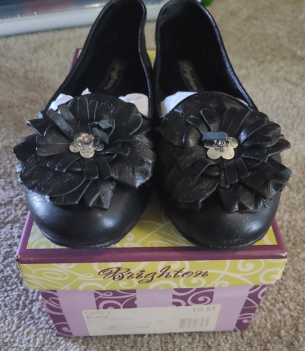 Black leather Brighton flats