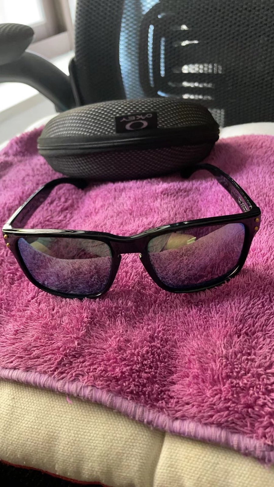 women and men sunglasses Oakley
