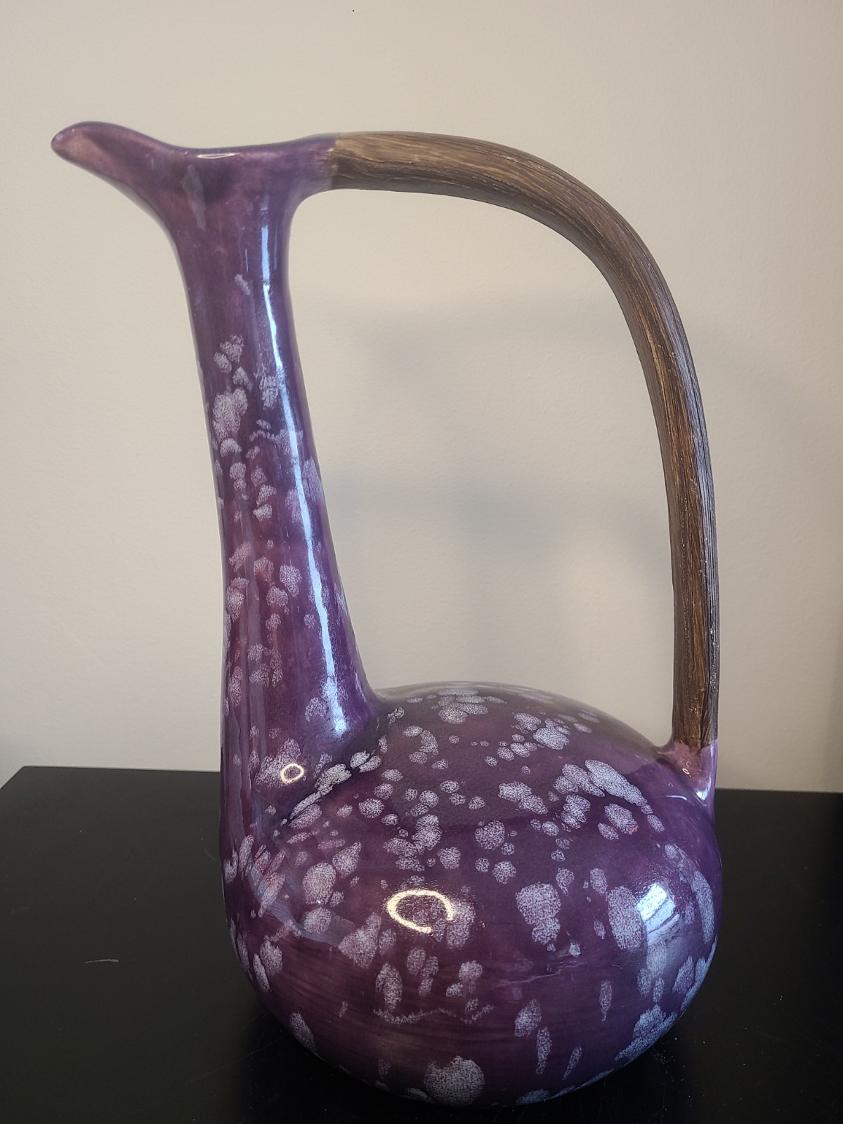 Vintage MCM Jaru California Pottery Bird Pitcher In Purple