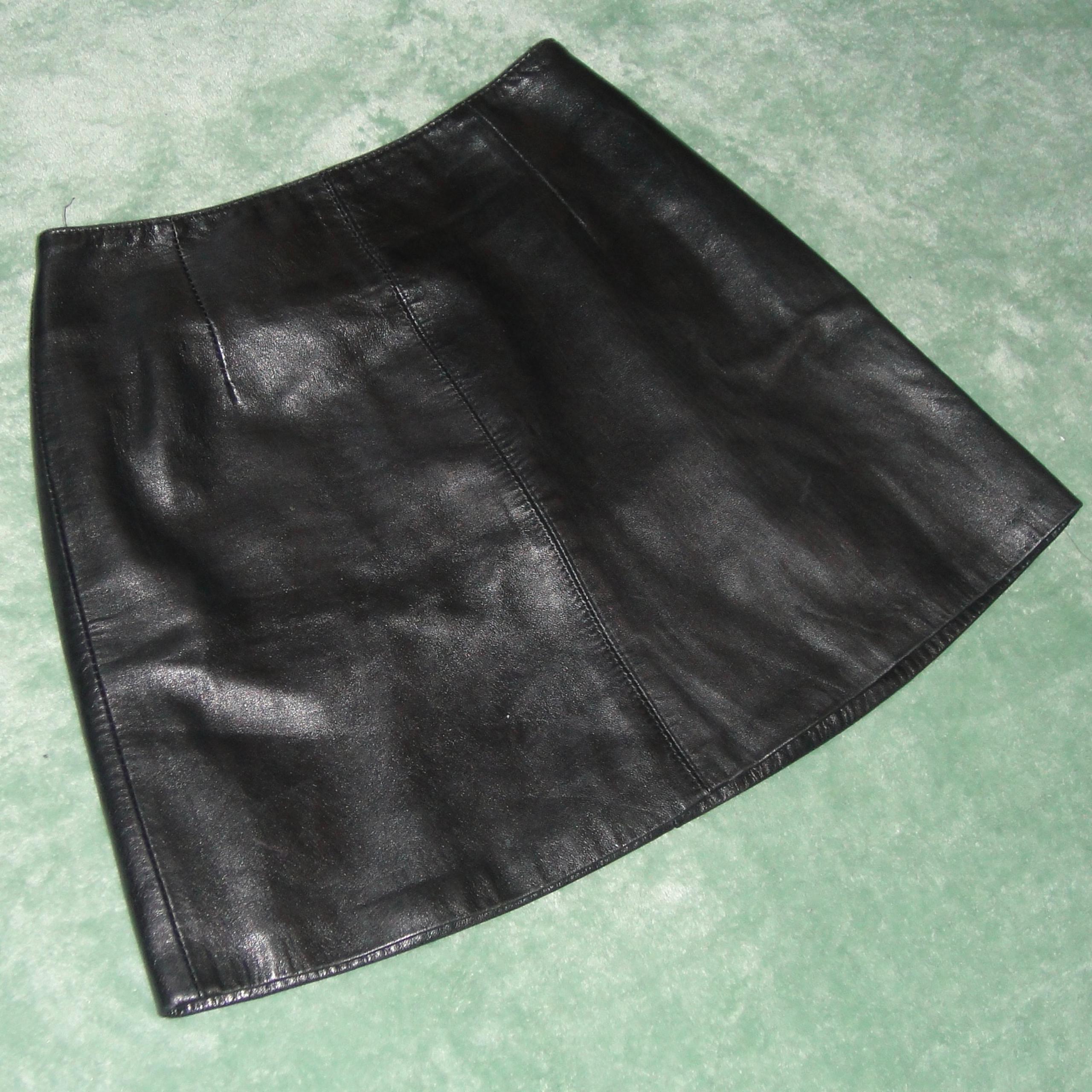 black leather bebe office siren skirt size 4