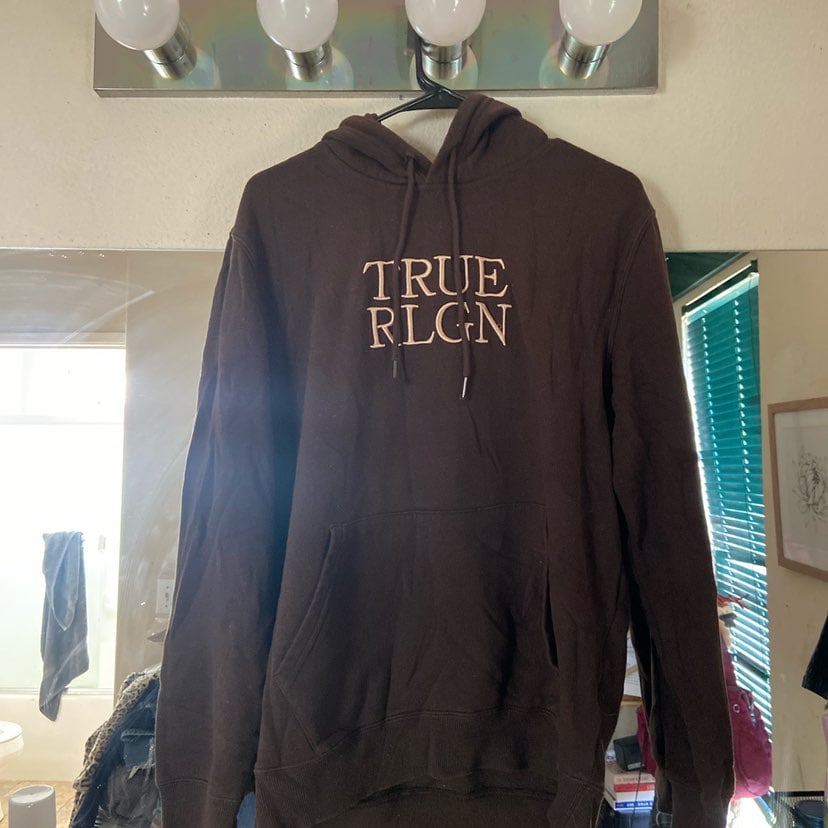 True religion brown hoodie never really worn ! Size medium