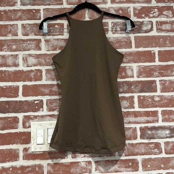 NWT Olympia Activewear Thali Tank in Army Green Size Large Has Small Stain