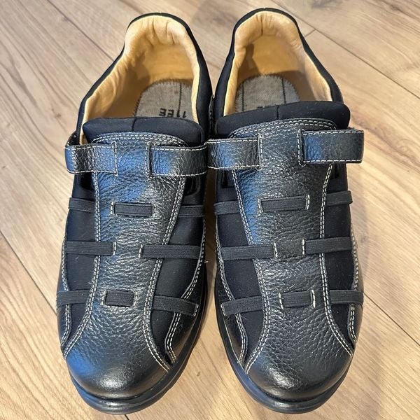 Dr. Comfort Betty Black Leather Therapeutic Diabetic Shoes - Women's Size 11 W Dr. Comfort Betty Black Leather Therapeutic Diabetic Shoes - Women's Size 11 W