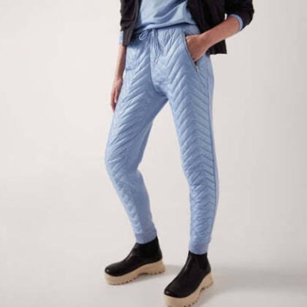 NWT Athleta Blue Apres Ski Down Joggers size 8