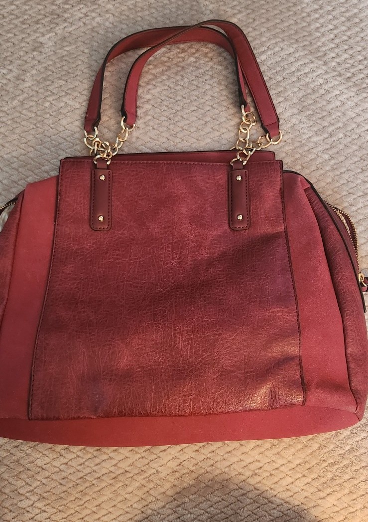 Beautiful Like New Purse - Violet Ray - Vegan