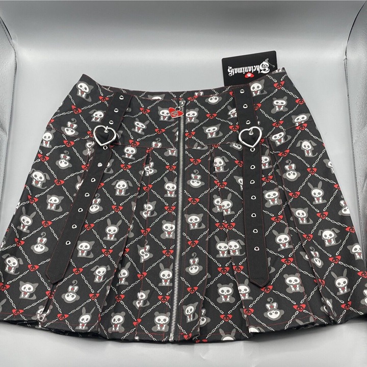 Skelanimals Grommet Strap Pleated Plaid Skirt Black Red LARGE New With Tags
