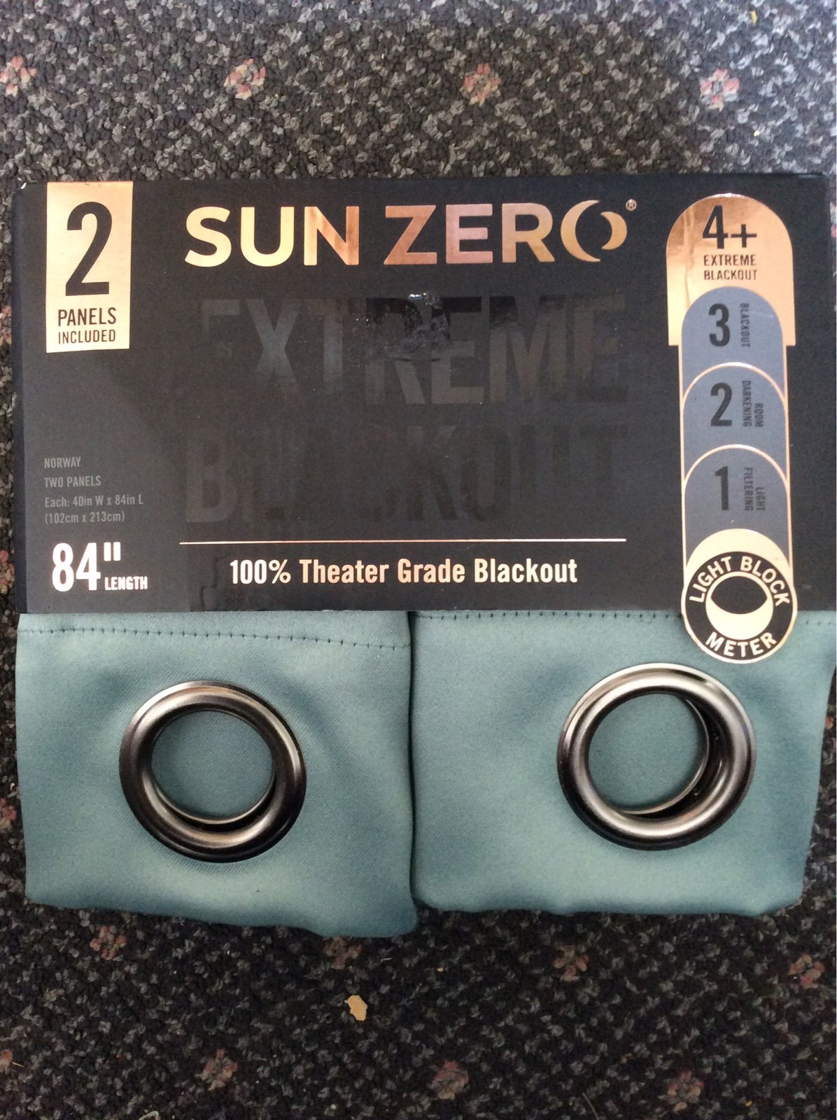 Sun blocking curtain
