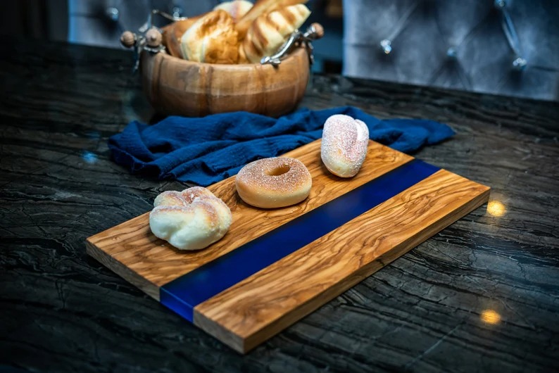 luxury Cheeseboard | Charcuterie board | Kitchen decor with Resin art