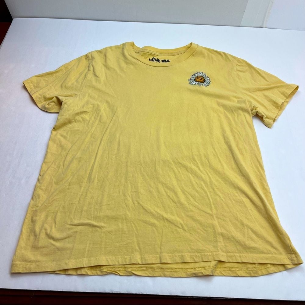 Blink-182 Sunflower Short Sleeve Shirt Unisex 2X Yellow Band Tee Punk Rock Y2K