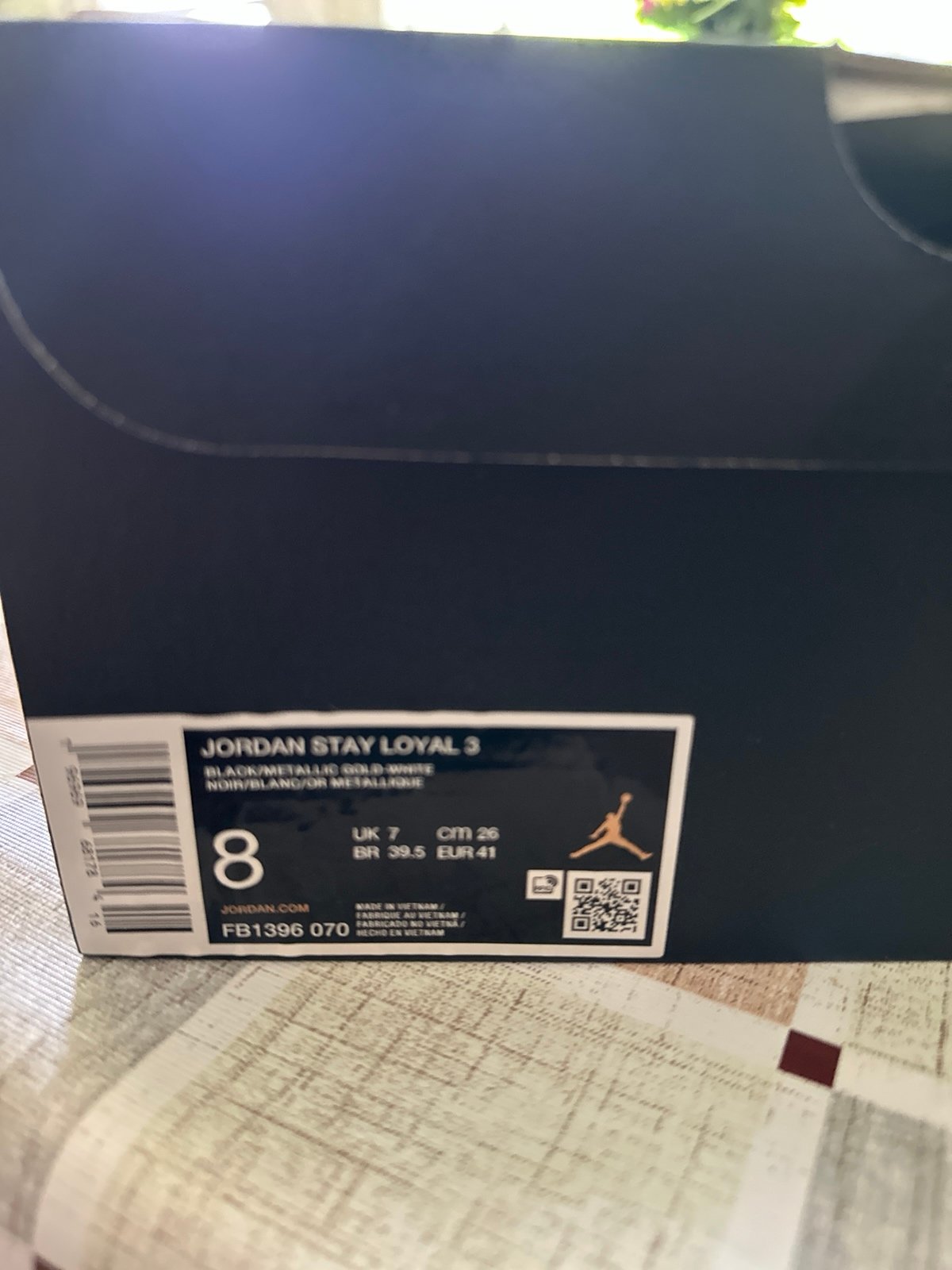 Jordan stay loyal 3 (Mens) Black/Metallic Gold- White