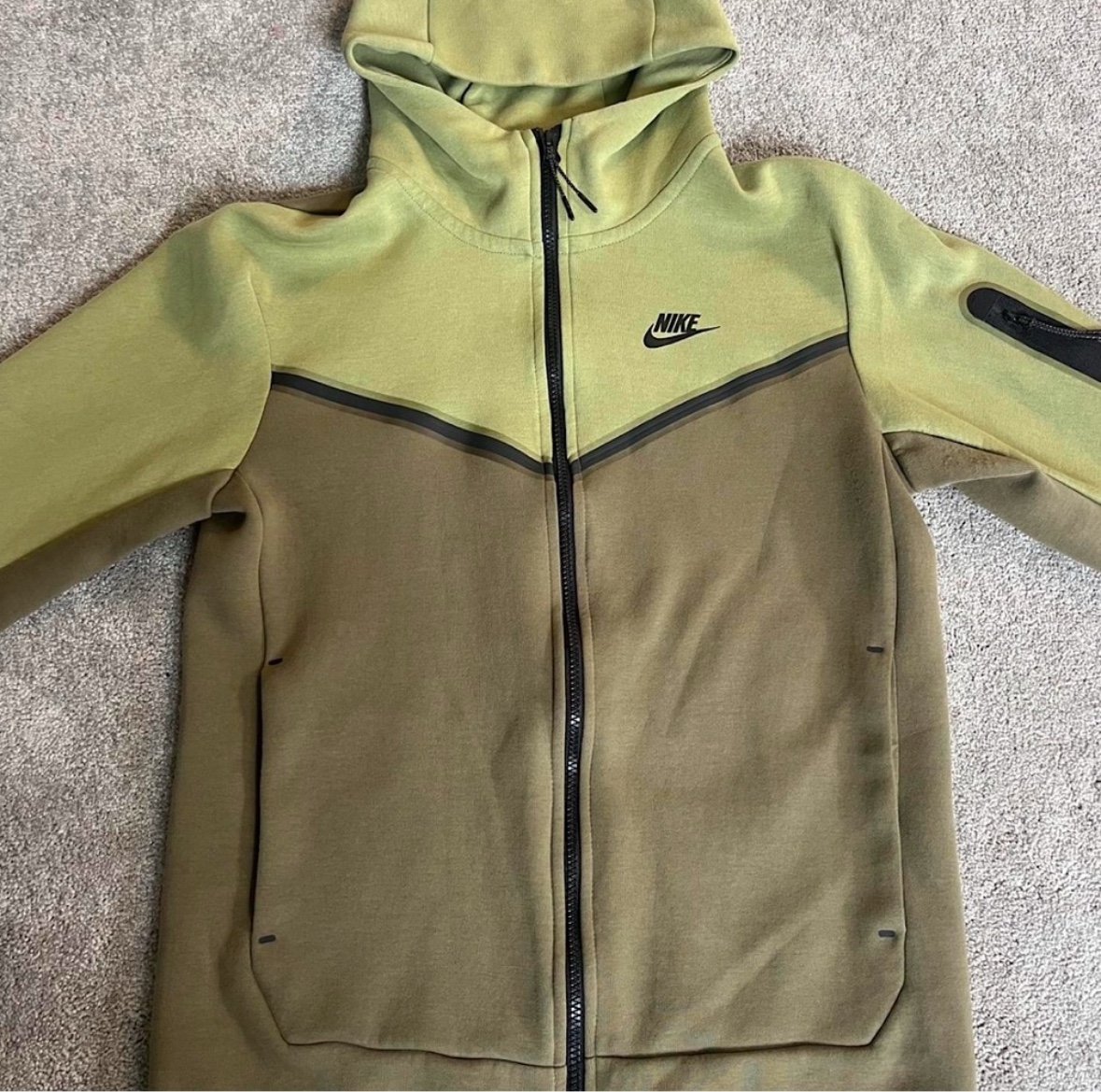 Nike Tech